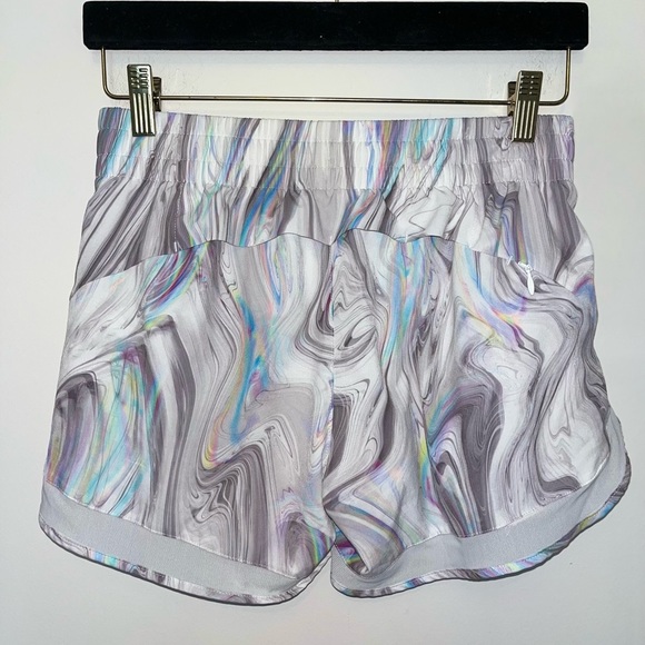 NEW Athleta Blue Printed Mesh Racer Run Short - Picture 5 of 6